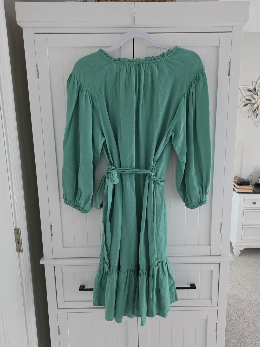 Knox Rose Mint Green Balloon Sleeve Dress - Picture 3 of 9